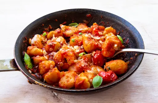 Gnocchi in Roasted Sauce