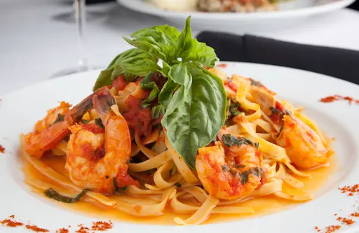 Linguini Shrimp Fra Diavolo
