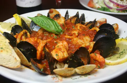Quick Mussels Fra Diavolo